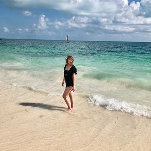 Meet your Posher, Julz